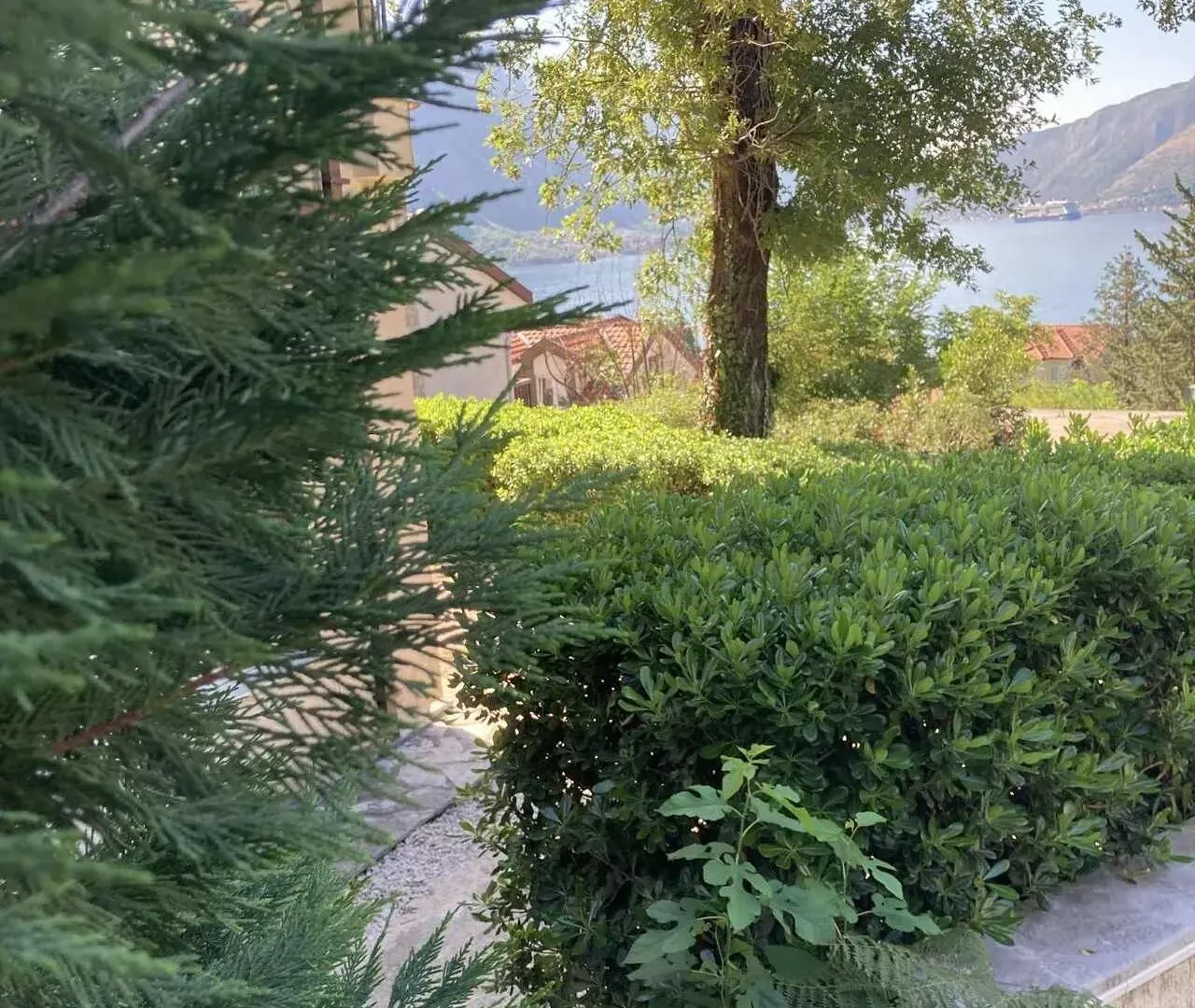 Prodaja, trosoban stan, 101m², Orahovac, Kotor