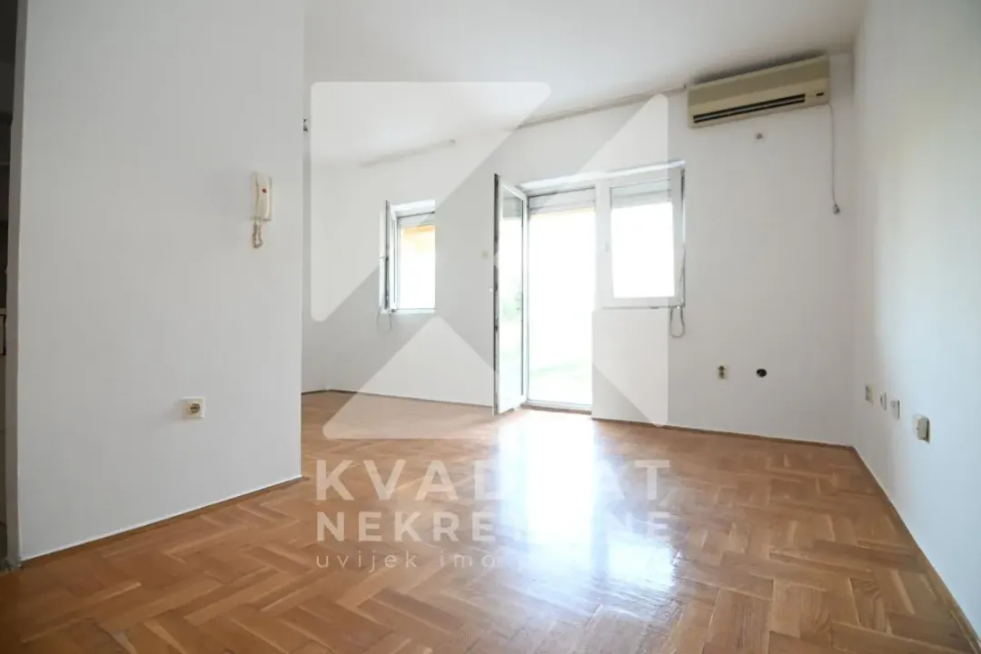 Sale, two bedroom apartment, 65m², Stari Aerodrom, Podgorica