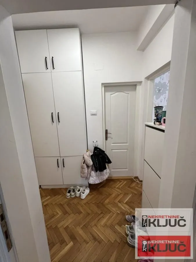 Prodaja, jednosoban stan, 39m², Novo naselje, Novi Sad