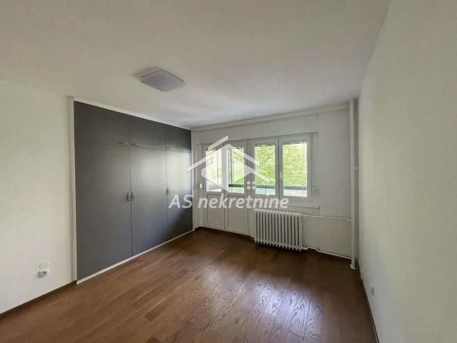 Rent, apartment, 66m², Južni Bulevar, Vračar Sve Podlokacije