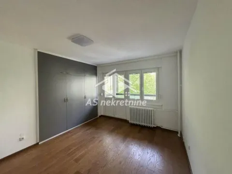 Rent, apartment, 66m², Južni Bulevar, Vračar Sve Podlokacije - image 10