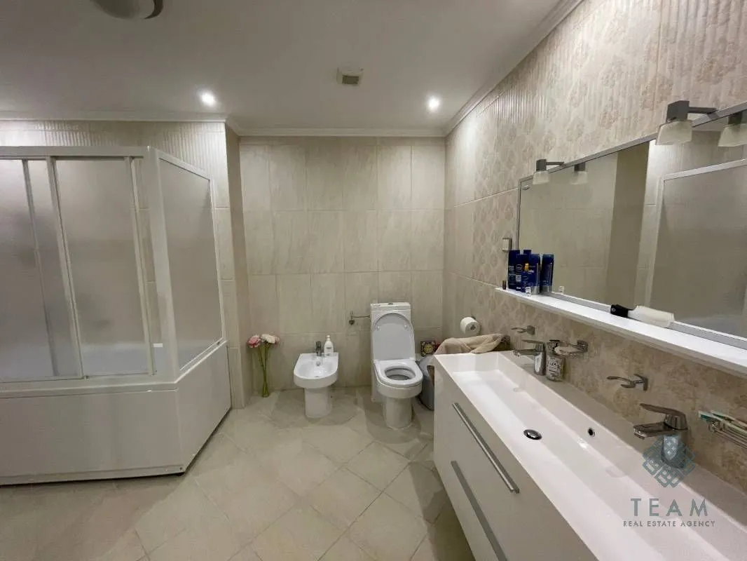 Prodaja, stan, 379m², Savina, Herceg Novi