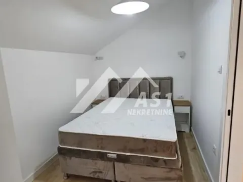 Izdavanje, dvosoban stan, 40m², Podbara, Novi Sad Sve Podlokacije - image 3