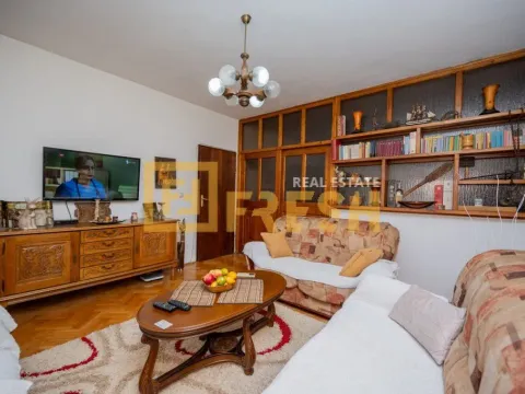 Prodaja, kuća, 150m², Stari Aerodrom, Podgorica - image 14