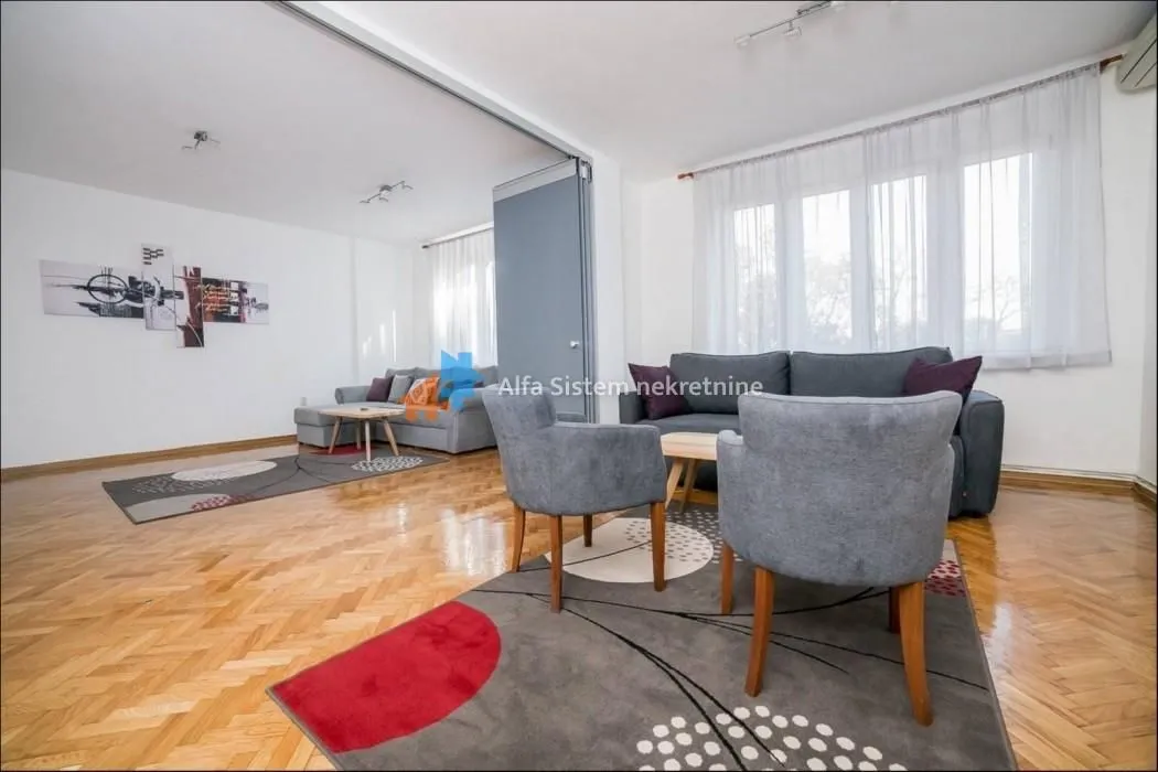 Rent, three bedroom apartment, 97m², Stari Grad, Beograd
