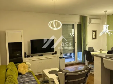 Izdavanje, trosoban stan, 60m², Grbavica, Novi Sad Sve Podlokacije - image 3