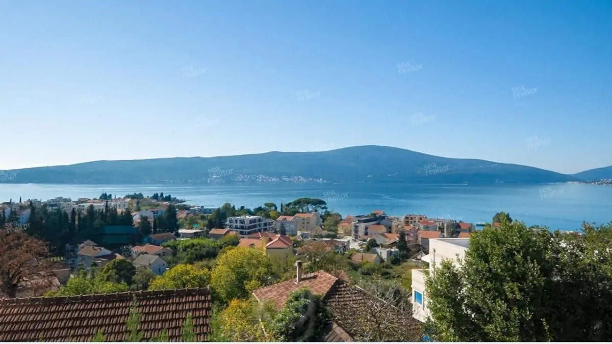 Prodaja, dvosoban stan, 100m², Tivat, Crna Gora