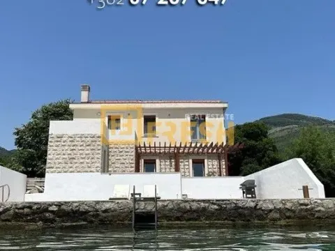 Prodaja, kuća, 126m², Herceg Novi, Crna Gora - image 1