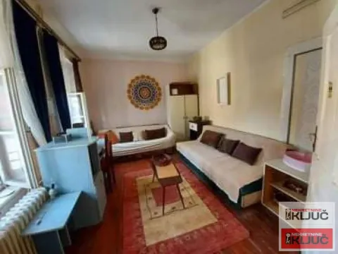 Sale, four bedroom apartment, 105m², Adamovićevo Naselje, Novi Sad Sve Podlokacije - image 1