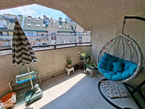 Sale, four bedroom apartment, 115m², Savski Venac, Beograd - image 17