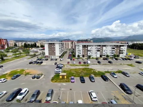 Izdavanje, jednosoban stan, 48m², Tuški Put, Podgorica - image 2