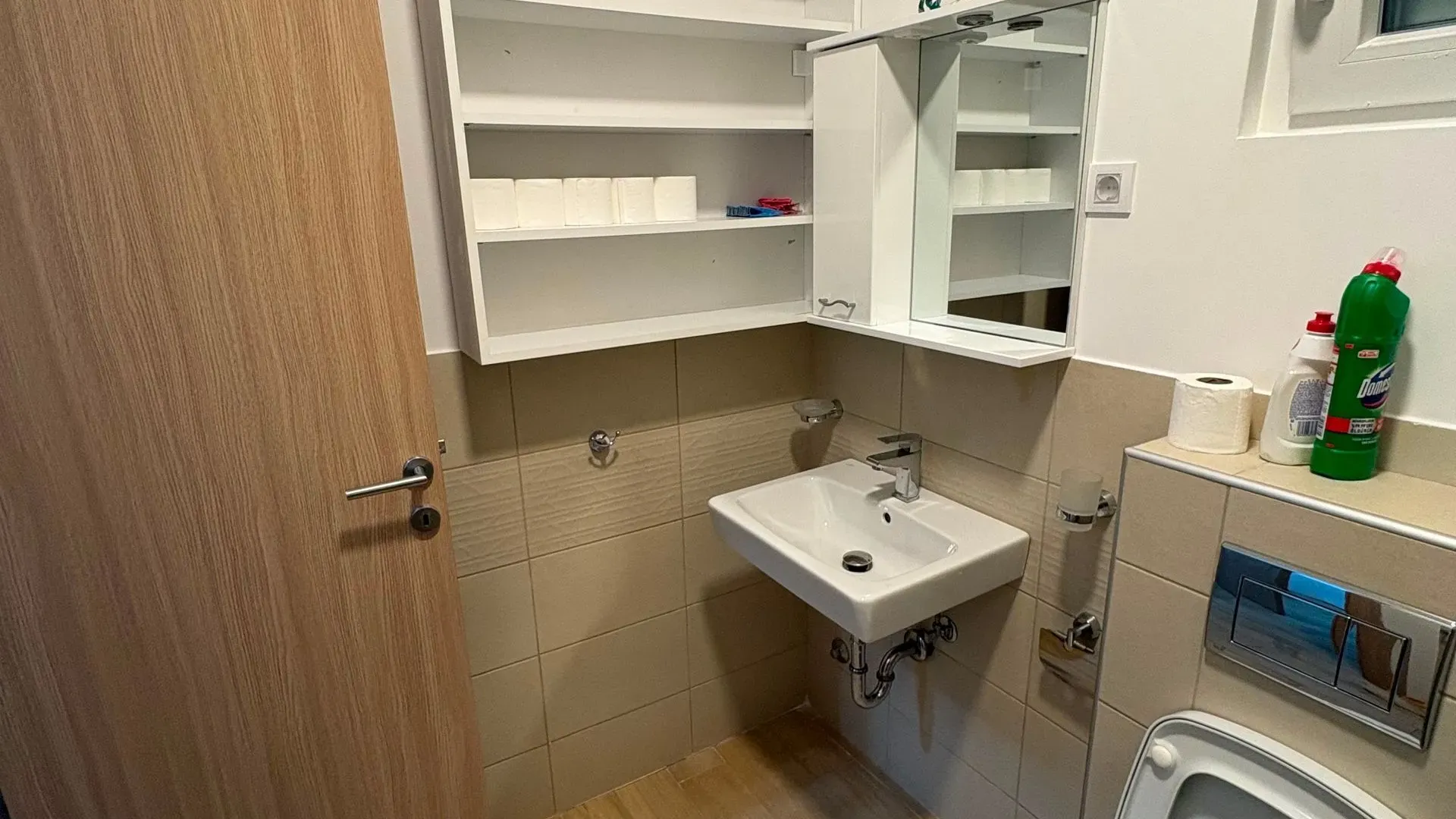 Rent, studio apartment, 33m², Budva, Crna Gora