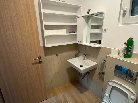 Rent, studio apartment, 33m², Budva, Crna Gora - image 15