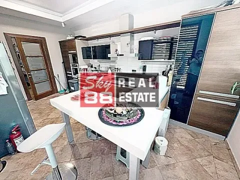 Rent, apartment, 330m², Savski Venac, Beograd - image 5