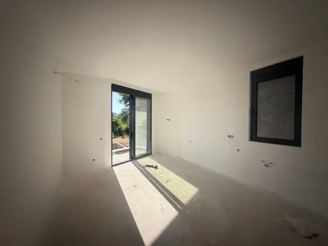 Stan in Donja Lastva