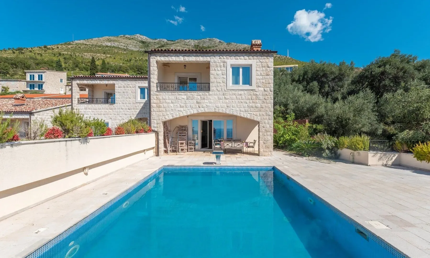Sale, house, 150m², Reževići, Budva
