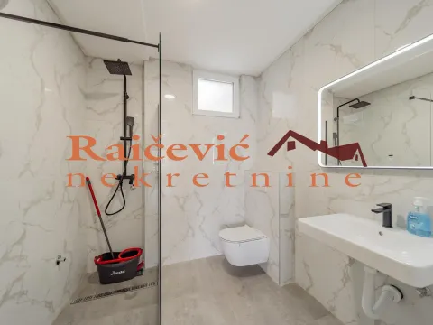Sale, three bedroom apartment, 92m², Vračar Sve Podlokacije, Beograd - image 11