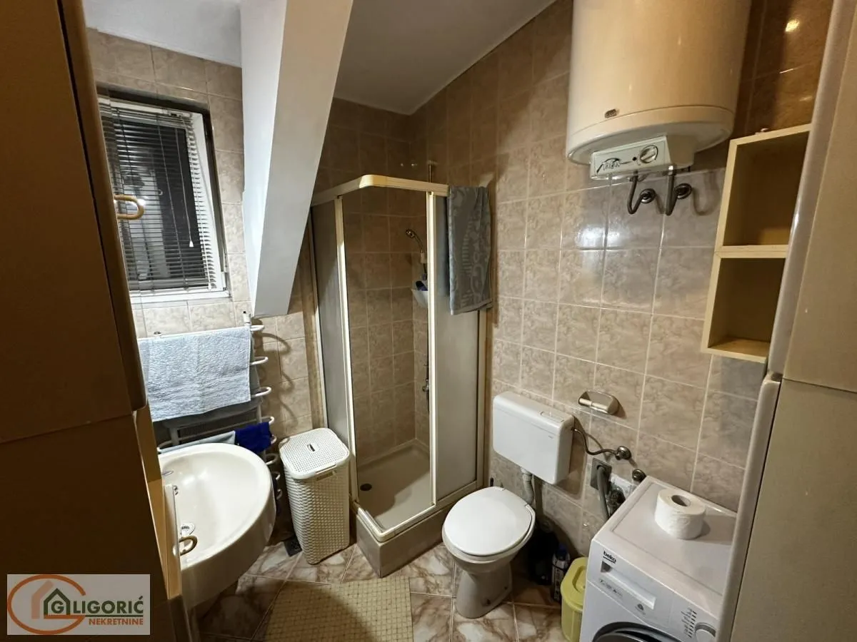 Sale, four bedroom apartment, 110m², Stari Grad, Beograd