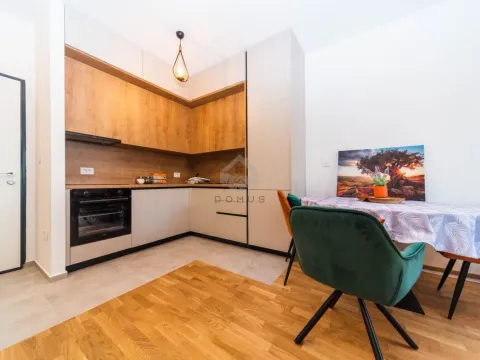 Izdavanje, jednosoban stan, 45m², Stari Aerodrom, Podgorica - image 4