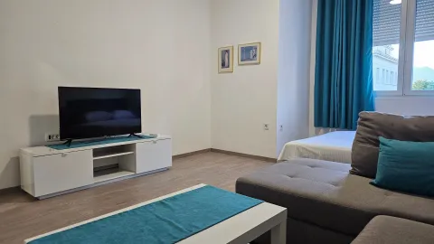 Rent, studio apartment, 27m², Centar, Podgorica - image 3