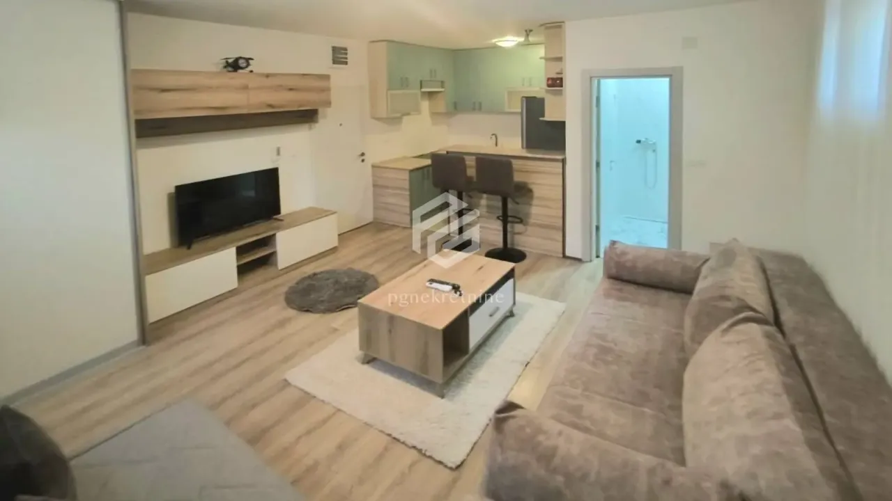 Prodaja, stan, 28m², Krivi Most, Podgorica