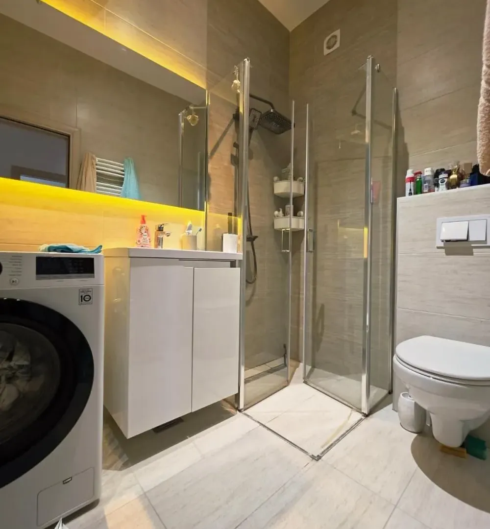 Sale, three bedroom apartment, 85m², Zemun Sve Podlokacije, Beograd