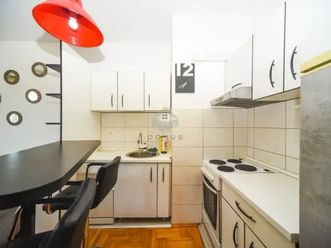 Rent, one bedroom apartment, 40m², Tuški Put, Podgorica - image 4