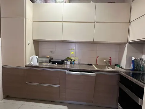 Prodaja, dvosoban stan, 66m², City Kvart, Podgorica - image 4