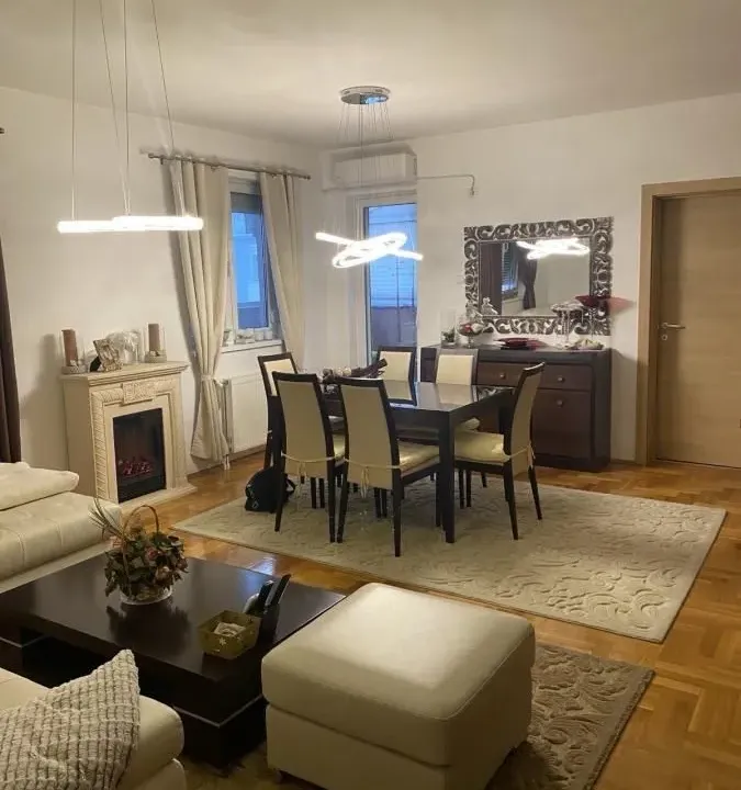 Sale, four bedroom apartment, 120m², Novo naselje, Novi Sad