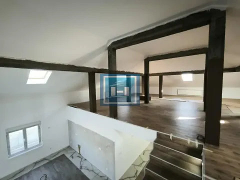 Sale, house, 400m², Varvarin, Srbija - image 4