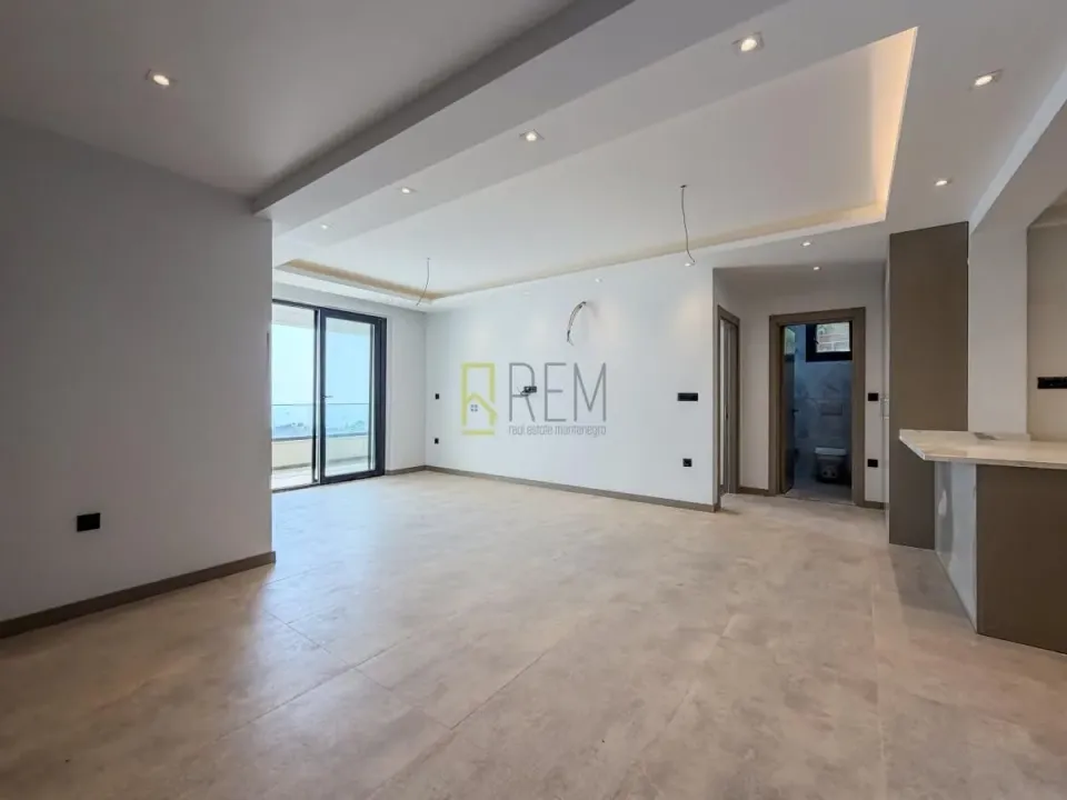 Sale, three bedroom apartment, 93m², Komoševina, Budva