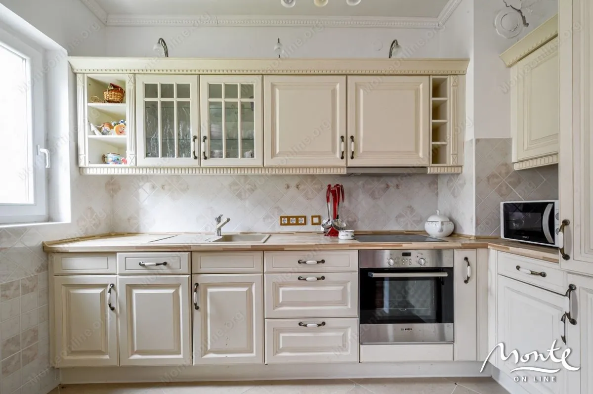 Prodaja, kuća, 181m², Bijela, Herceg Novi