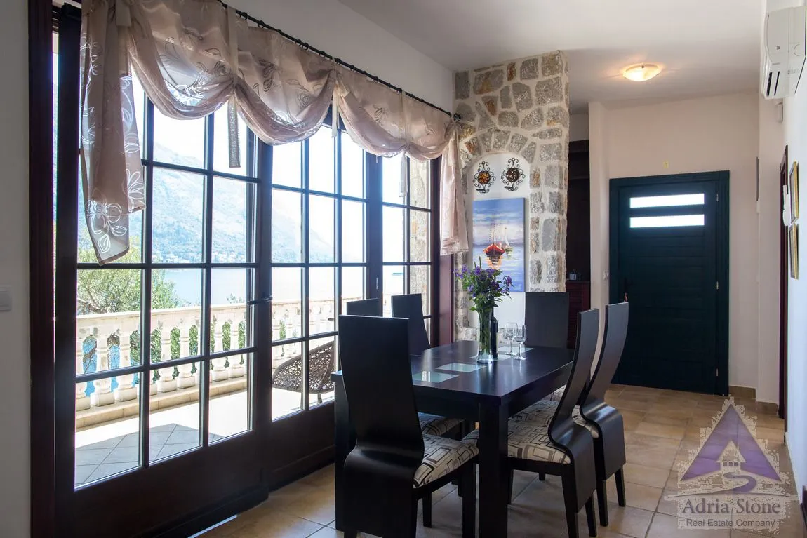 Prodaja, ugostiteljski objekat, 235m², Kostanjica, Kotor