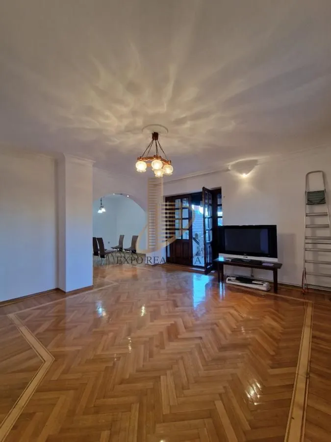 Rent, office space, 450m², Bulevar Evrope, Novi Sad Sve Podlokacije