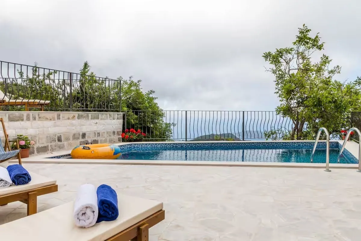 Rent, house, 110m², Lapčići, Budva