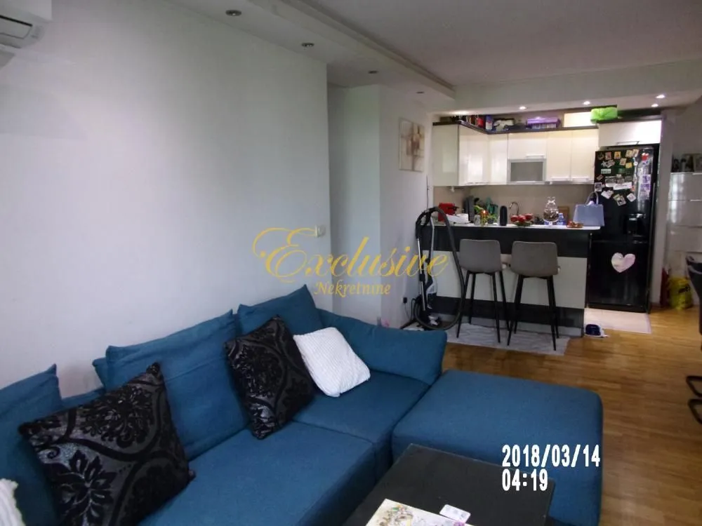 Prodaja, trosoban stan, 76m², Stari Grad, Beograd