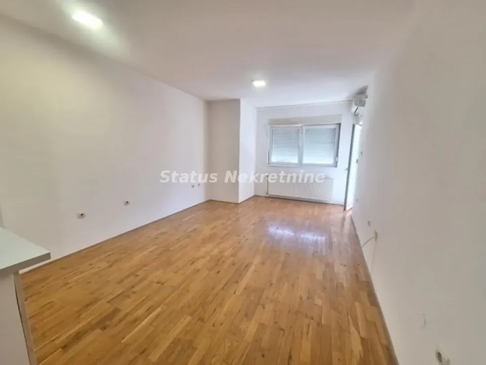 Izdavanje, dvosoban stan, 47m², Nova Detelinara, Novi Sad Sve Podlokacije