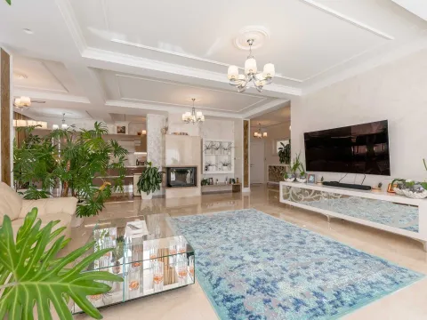 Sale, house, 410m², Blizikuće, Budva - image 3