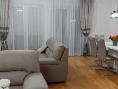 Sale, two bedroom apartment, 90m², Lazi, Budva - image 2