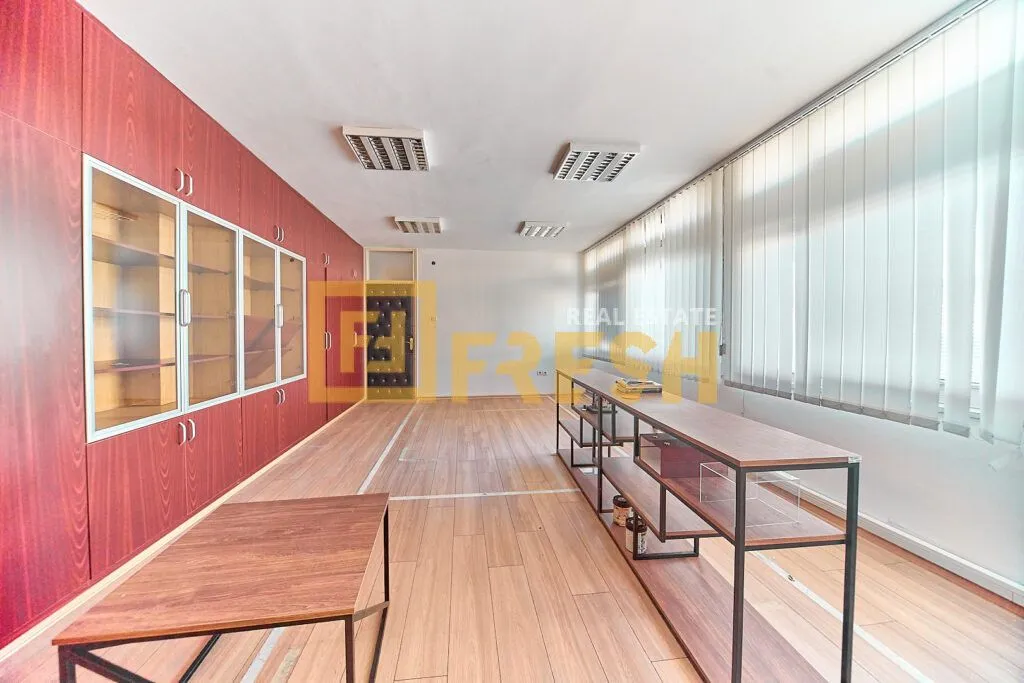 Rent, office space, 228m², Preko Morače, Podgorica