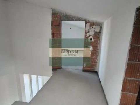 Prodaja, stan, 222m², Centar, Jagodina - image 9