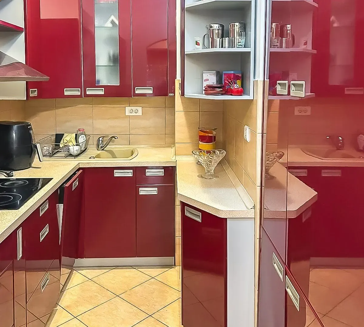 Izdavanje, dvosoban stan, 70m², Blok 9, Podgorica