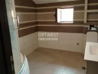 Izdavanje, četvorosoban stan, 220m², Surčin, Beograd - image 9