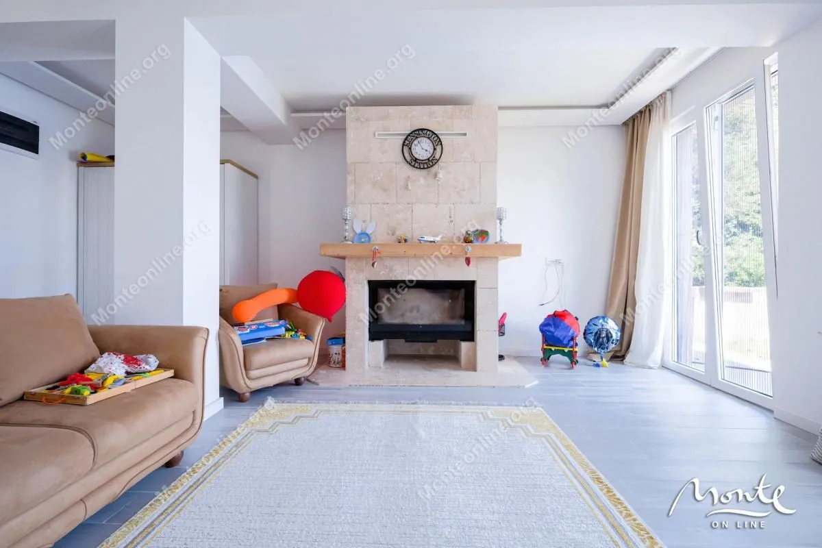 Prodaja, kuća, 270m², Baošići, Herceg Novi