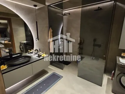 Sale, three bedroom apartment, 80m², Slavujev Venac, Zvezdara Sve Podlokacije - image 15