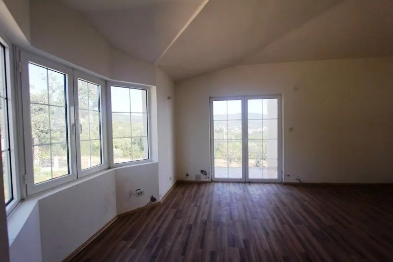 Sale, house, 400m², Dobra Voda, Bar