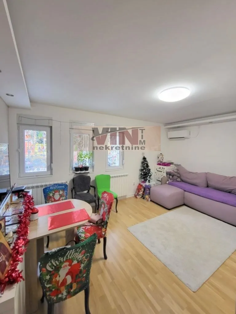 Prodaja, trosoban stan, 63m², Cvetkova Pijaca, Zvezdara Sve Podlokacije