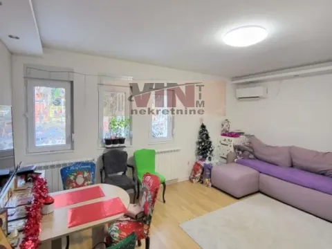 Sale, three bedroom apartment, 63m², Cvetkova Pijaca, Zvezdara Sve Podlokacije