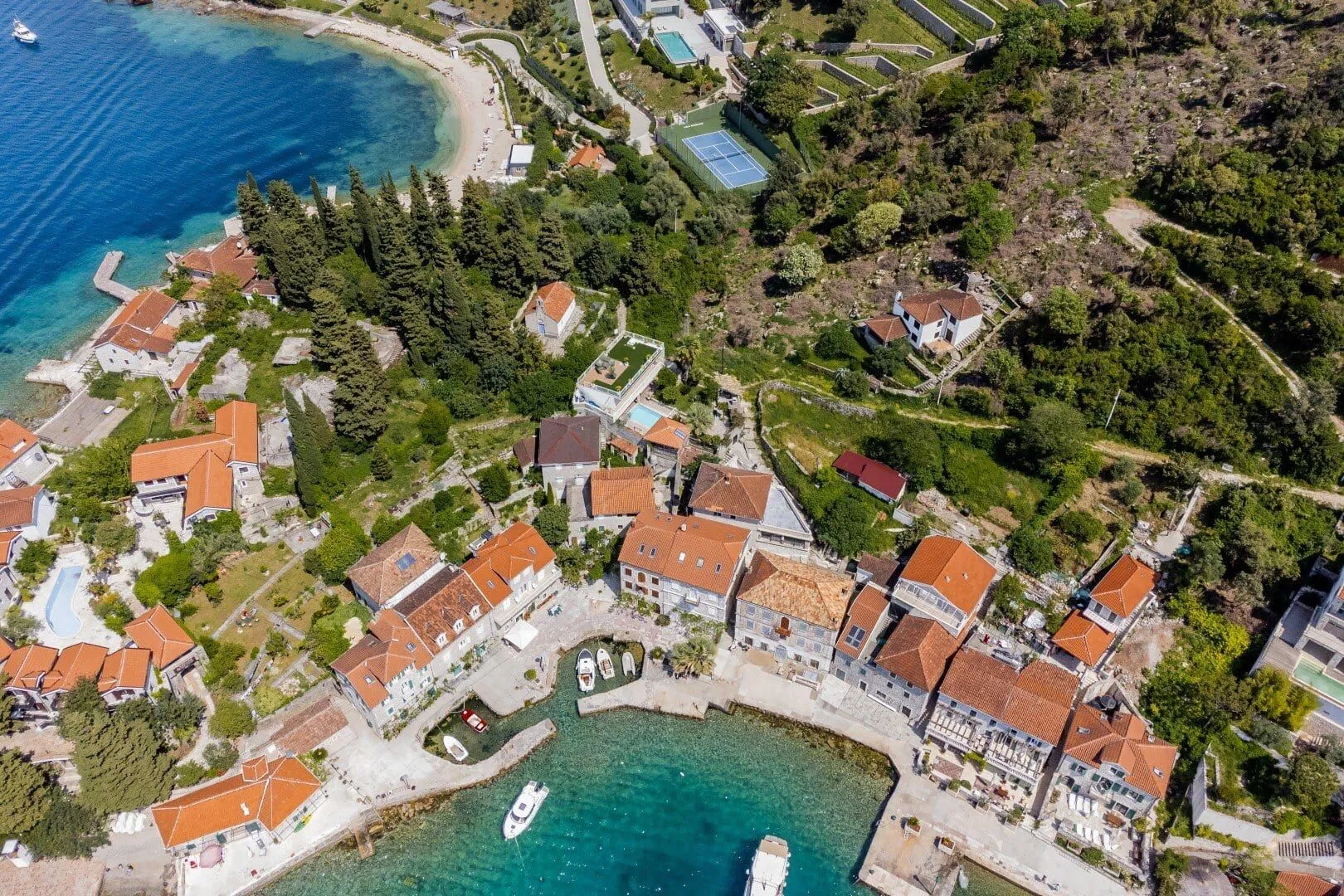 Prodaja, kuća, 220m², Rose, Herceg Novi