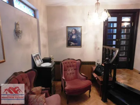 Sale, house, 300m², Kragujevac, Srbija - image 24